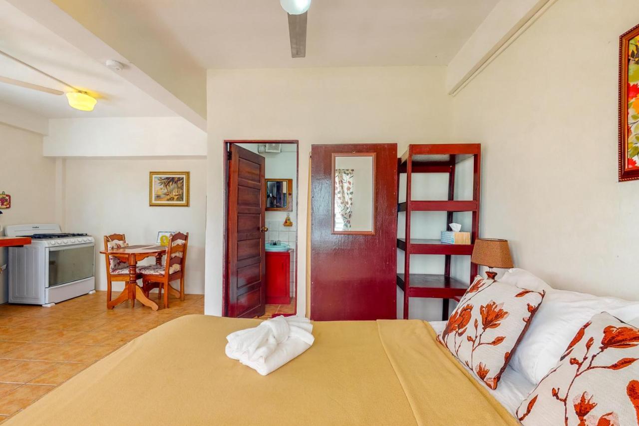 Almond Tree 3 At Island Cabanas Gold Standard Certified Caye Caulker Εξωτερικό φωτογραφία